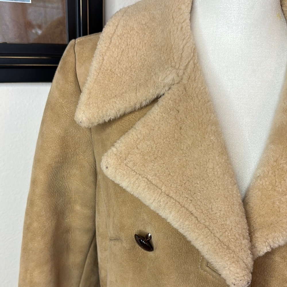 Womens Tan Shearling Coat with Belt - Picture 4 of 6
